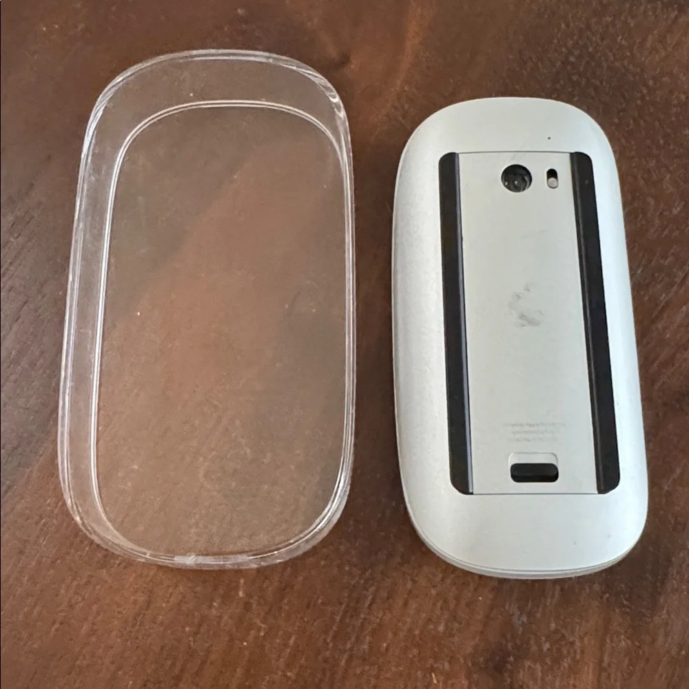 Apple A1296 MAGIC MOUSE + TRAY EUC
